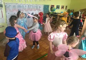Zabawa karnawałowa
