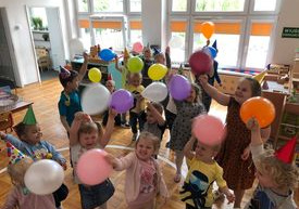 Taniec z balonami.
