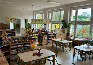 Zdjęcie przedstawia ogólny widok sali Zielonych Perełek.